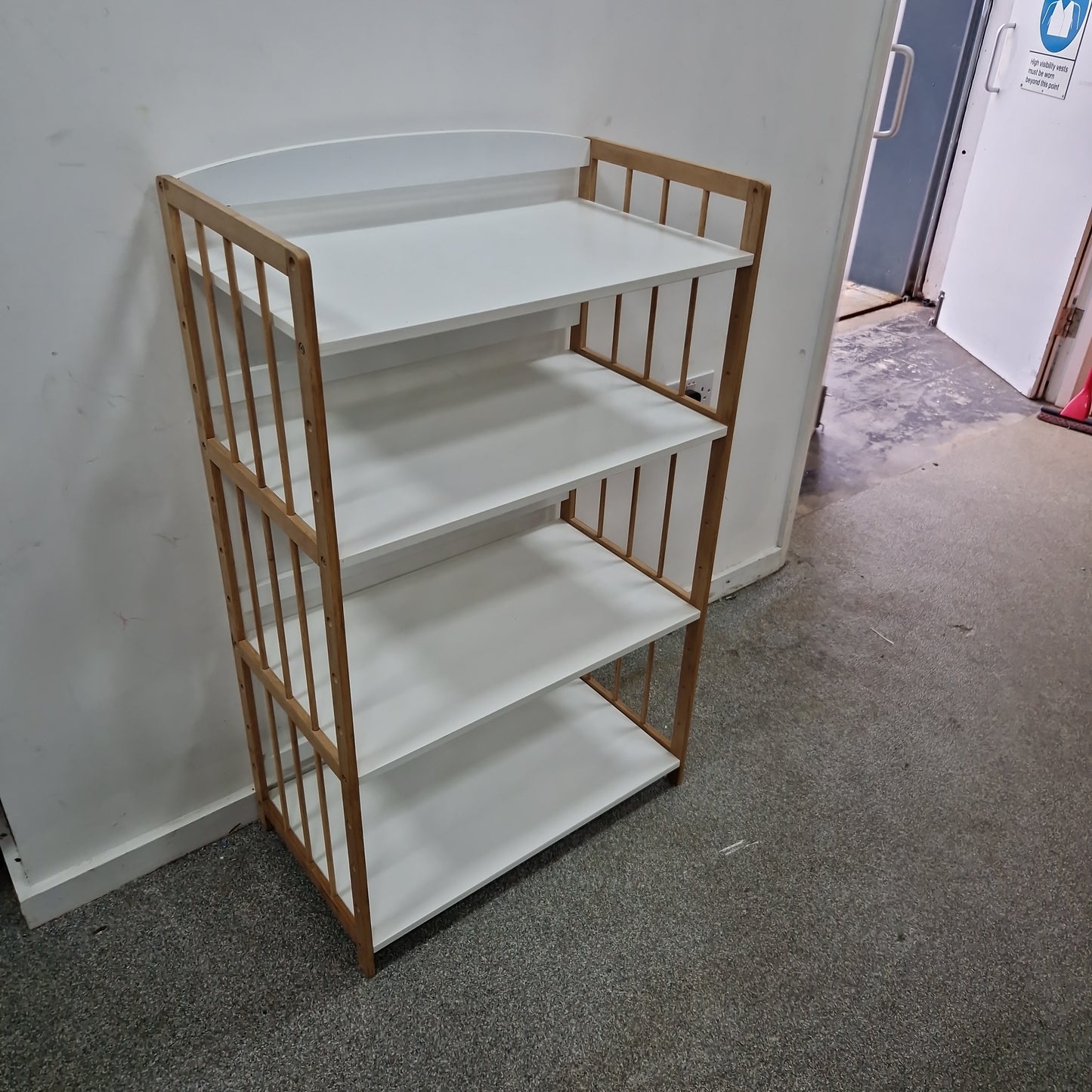Wooden shelving unit (190927)