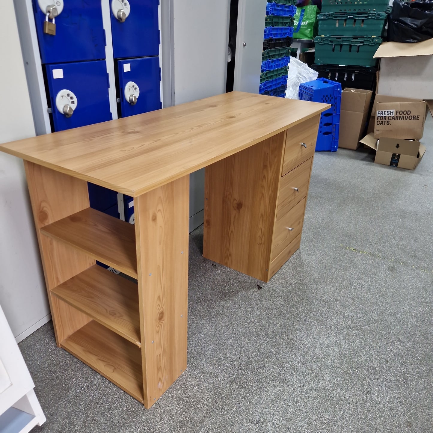Desk (190928)