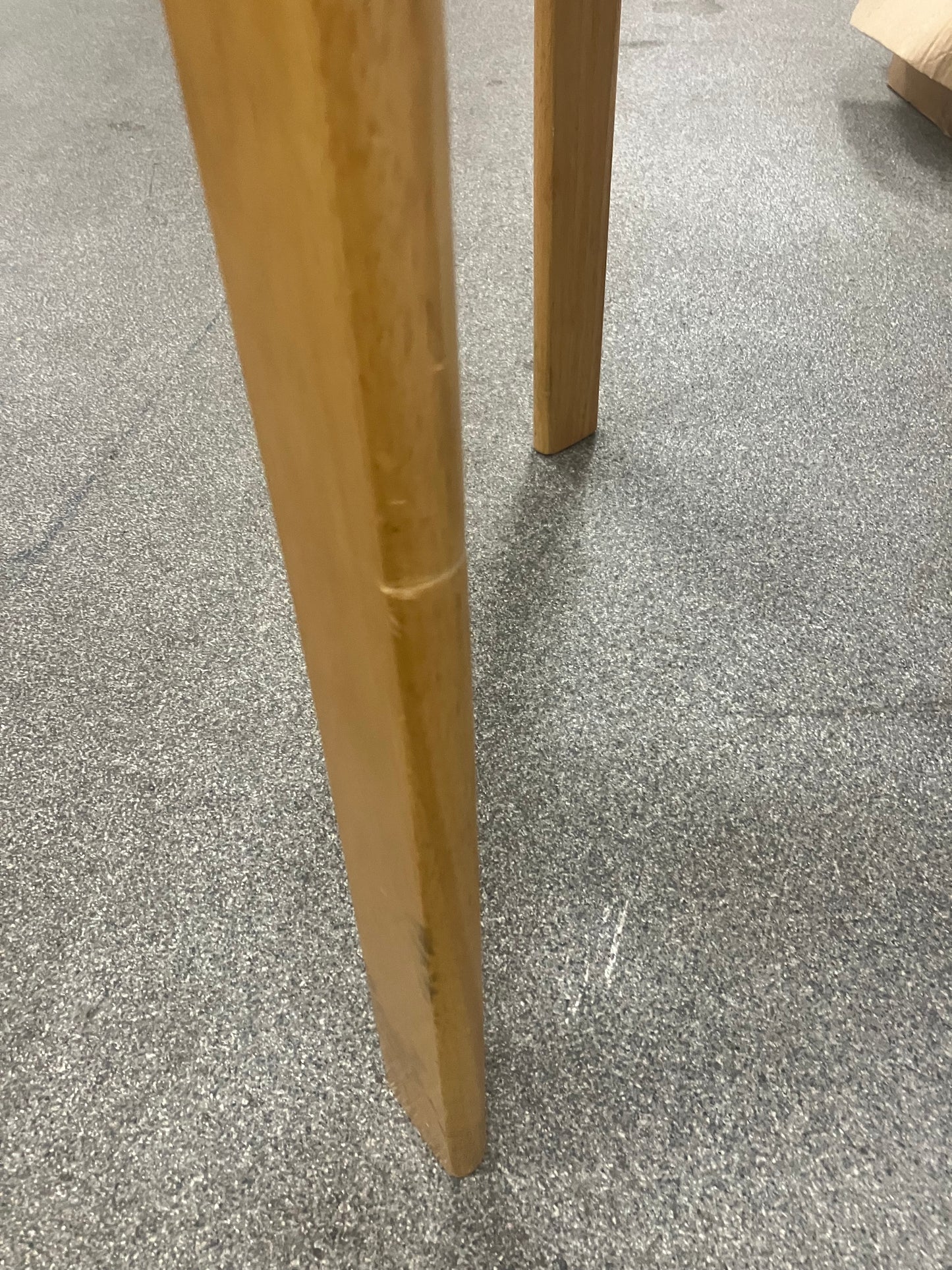 Dining Room Table (180604)