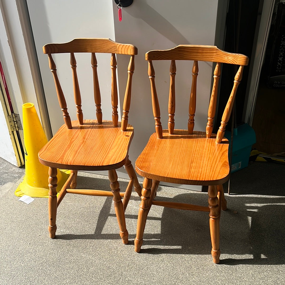 2 x dining chairs (080904)