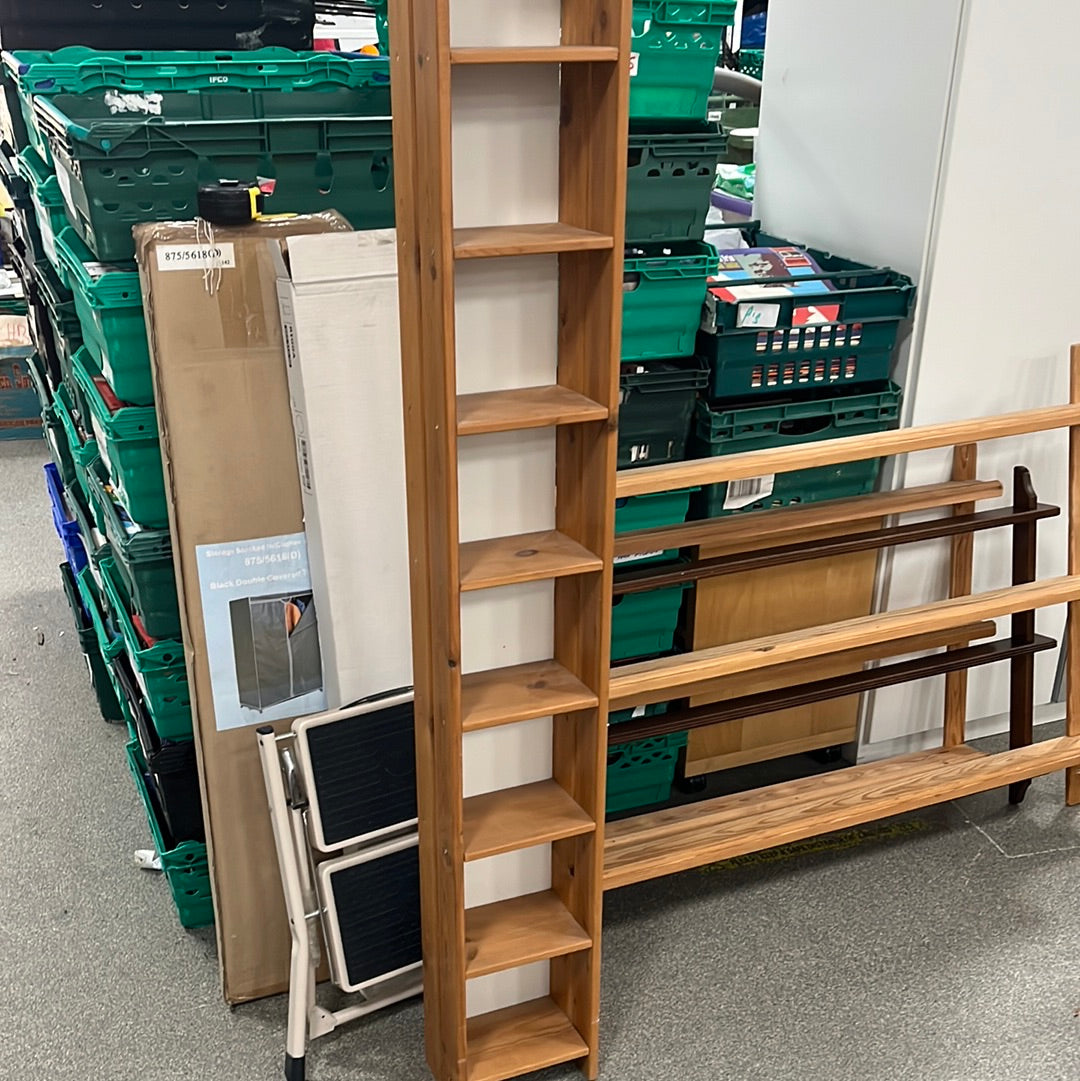 Tall thin shelving unit (0130909)
