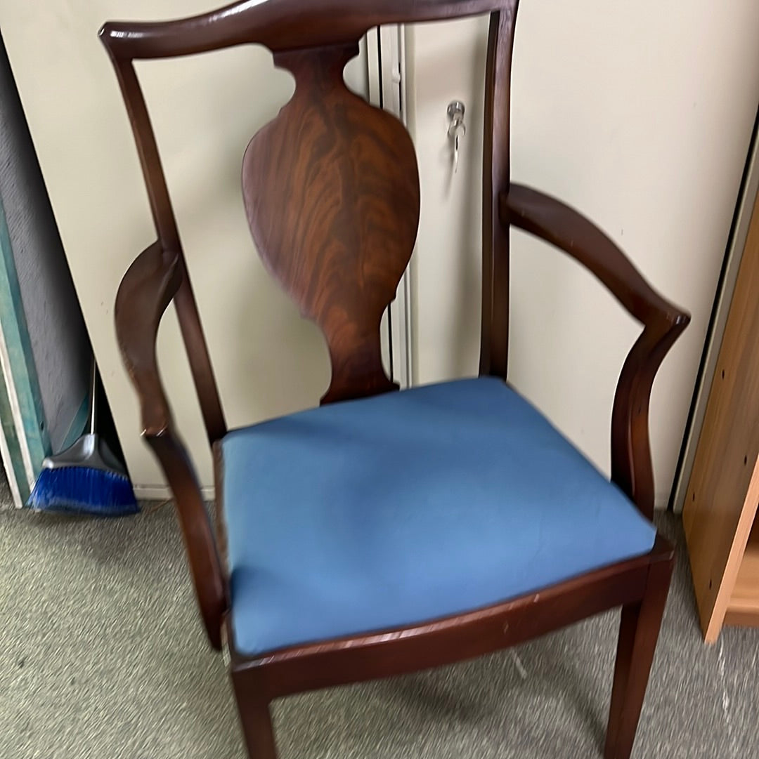 Hallway Chair (02407017)