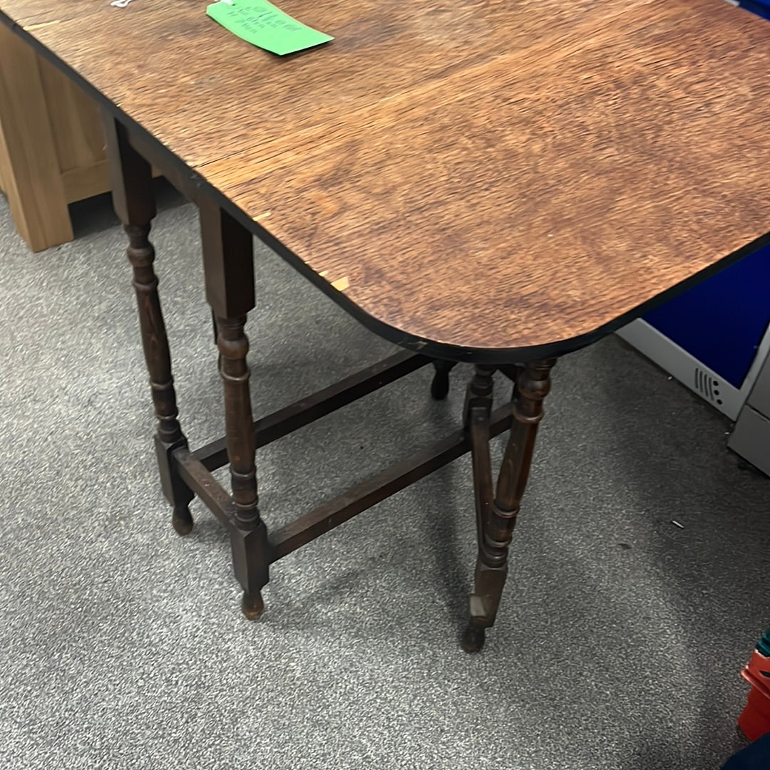 Small upcycle project drop leaf table (0120601)