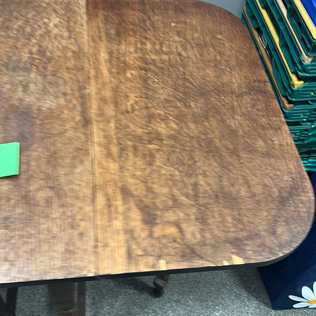Small upcycle project drop leaf table (0120601)
