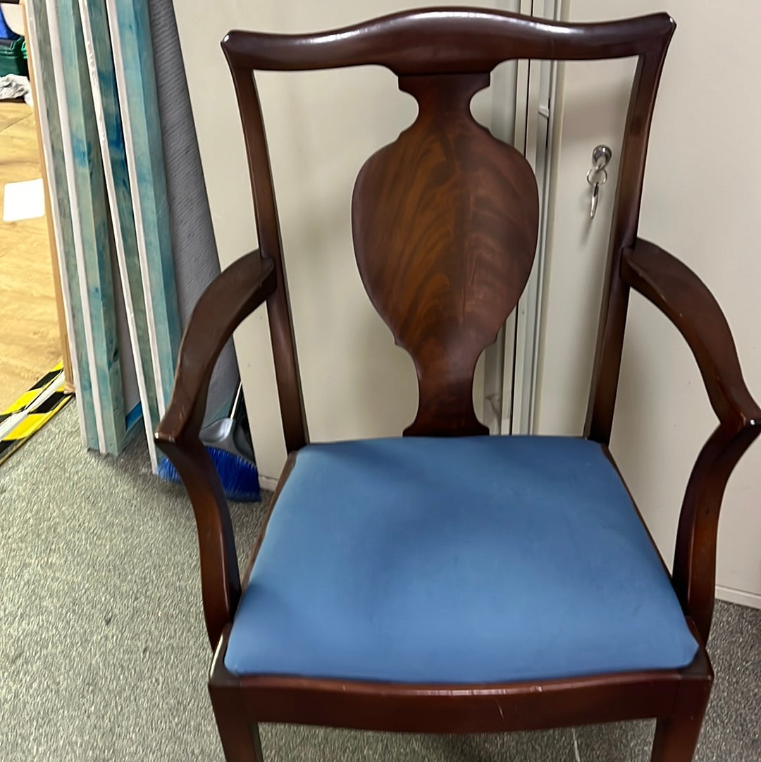 Hallway Chair (02407017)