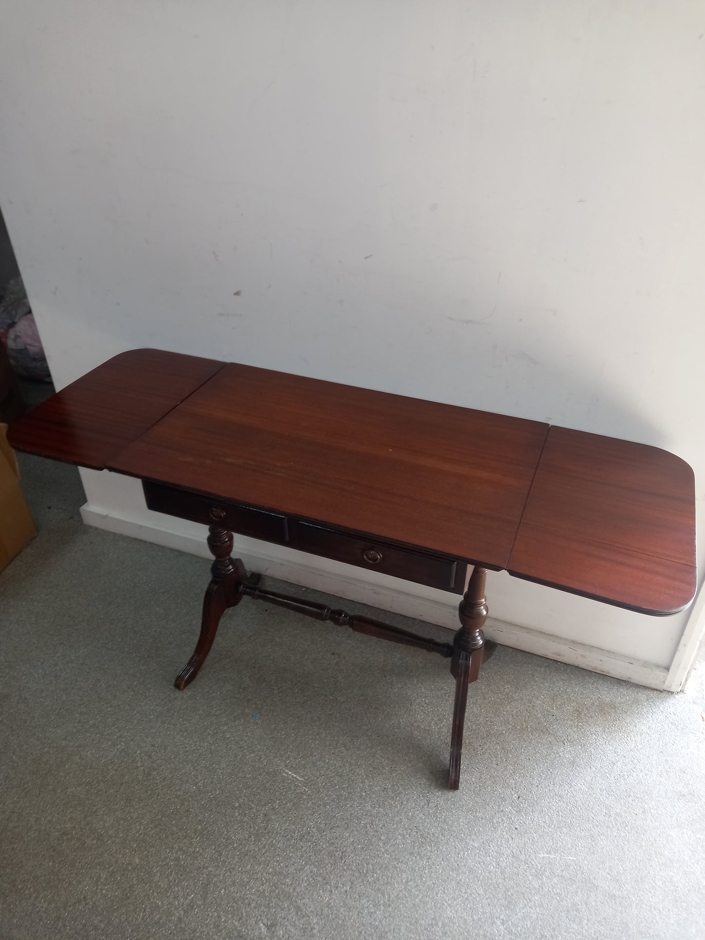 Dropleaf Table (080405)