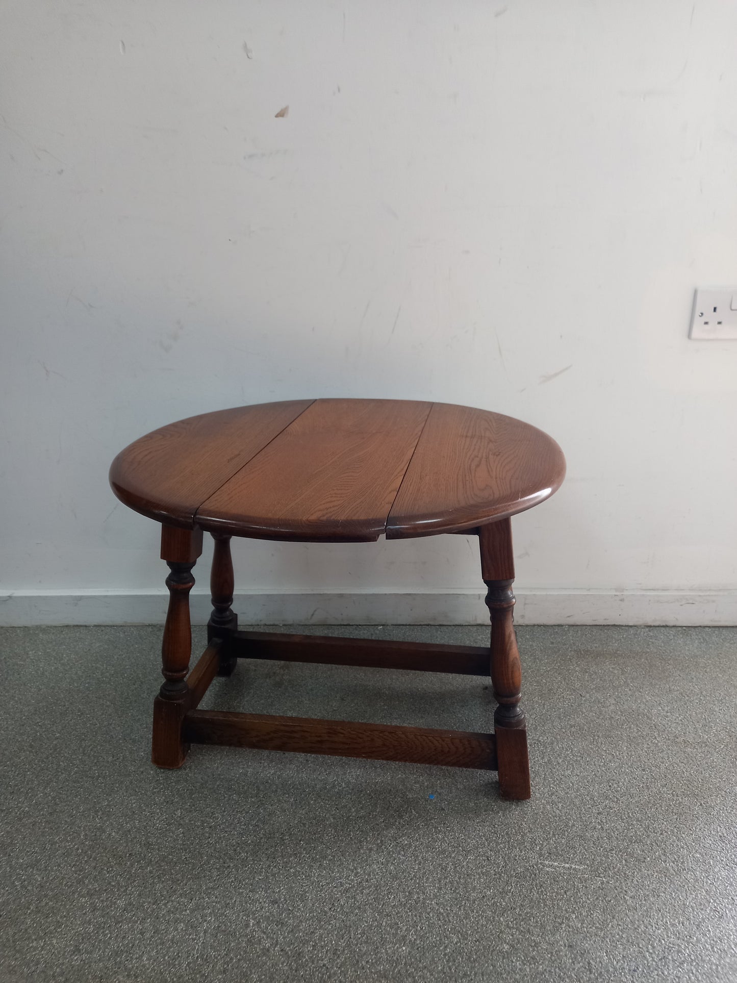Dropleaf Coffee Table (080407)