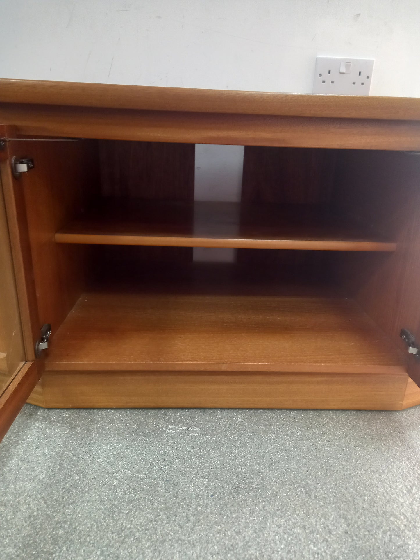 Media Unit (030406)