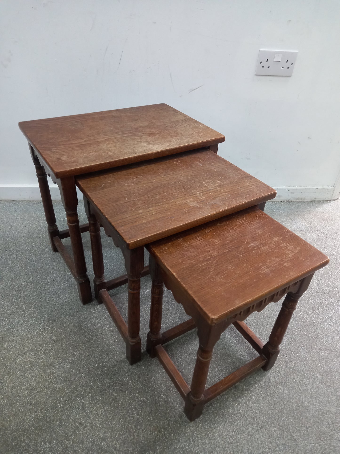 Nest of tables (160402)