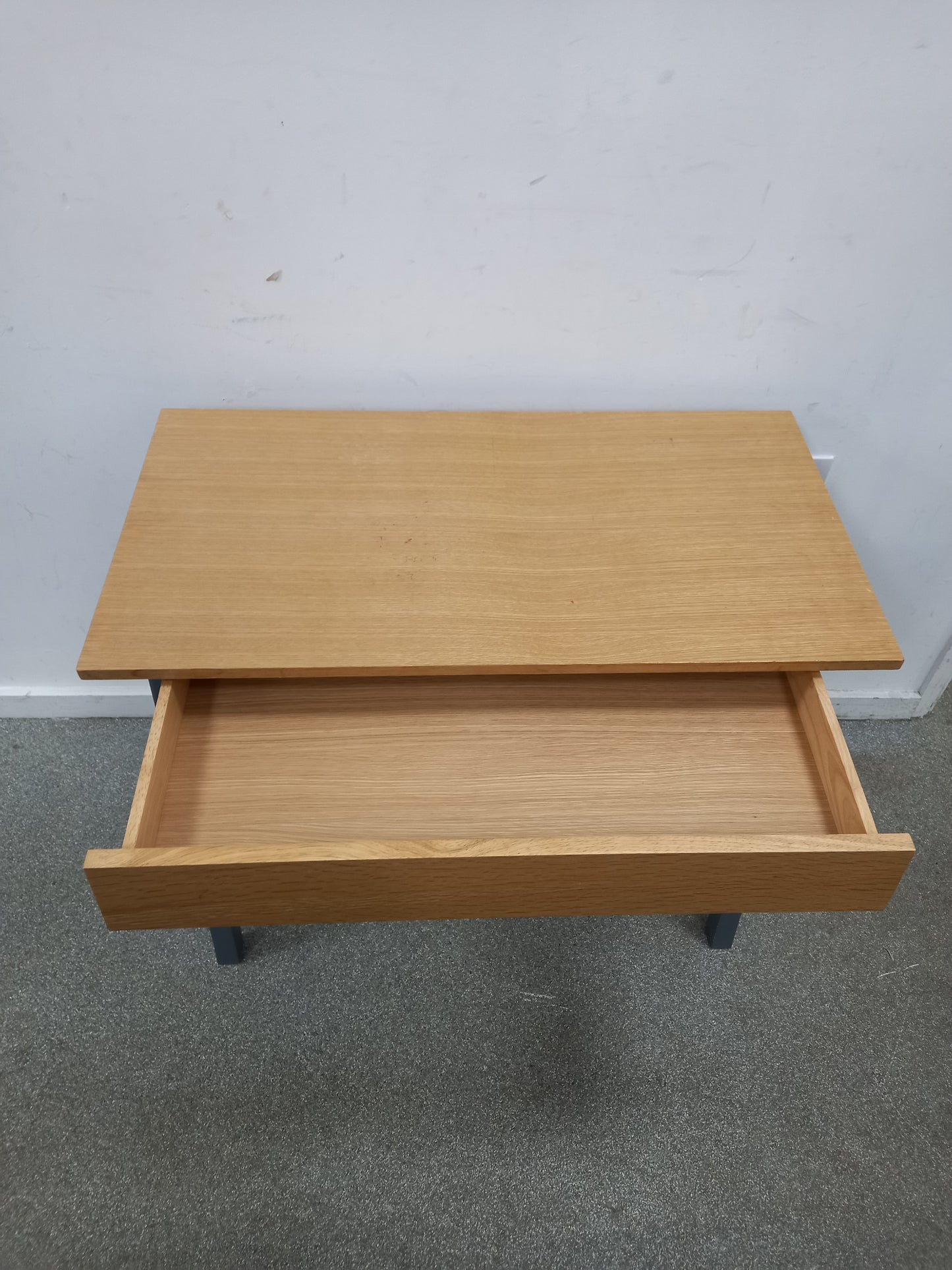 Desk (090402)