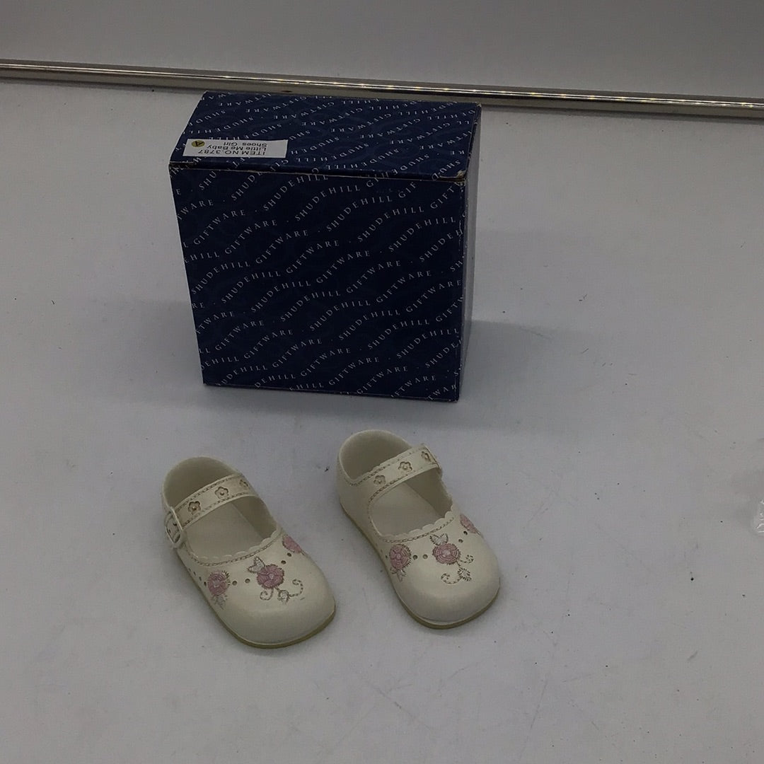 Little me hot sale baby shoes