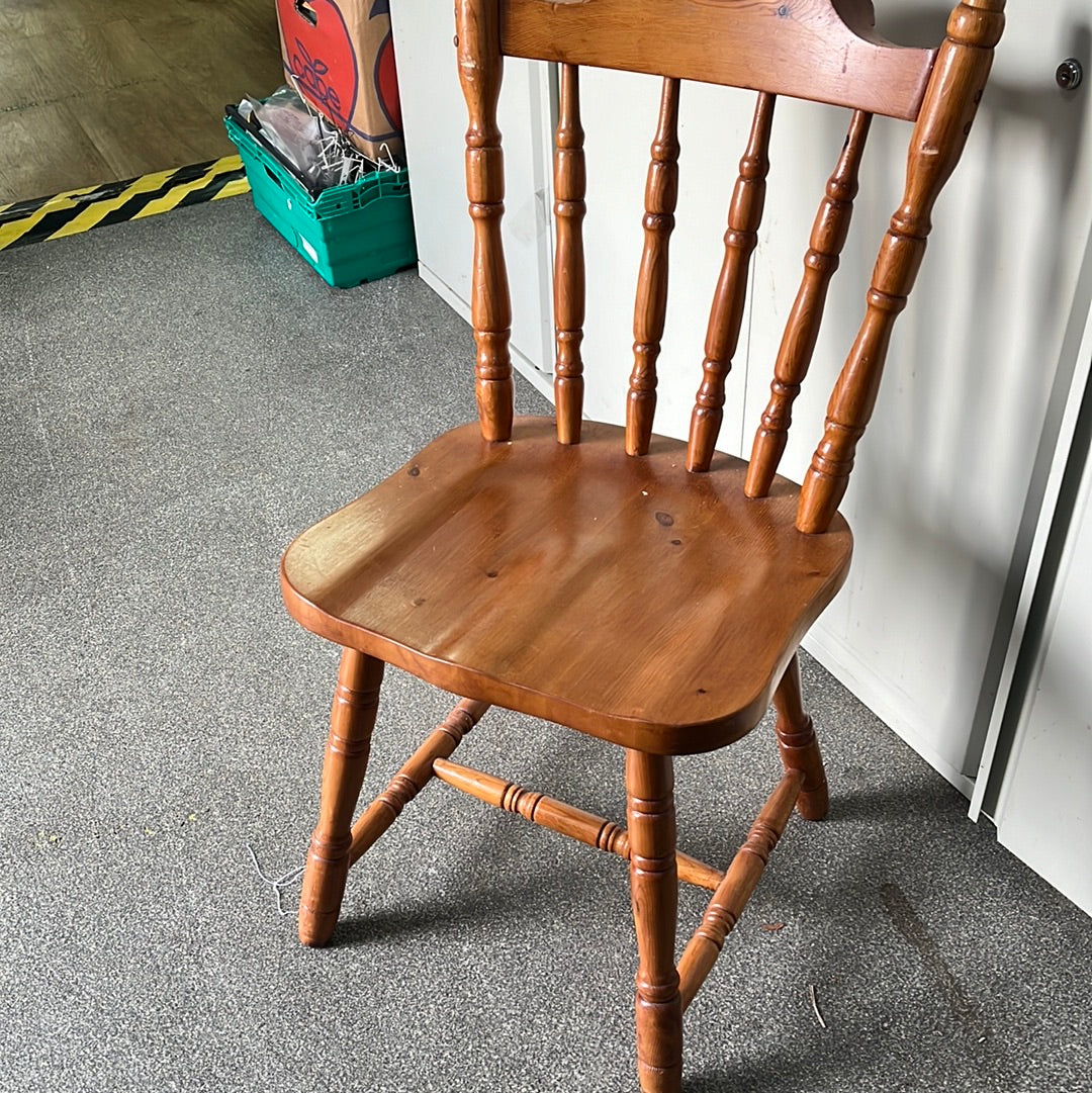 Chair (0705018)