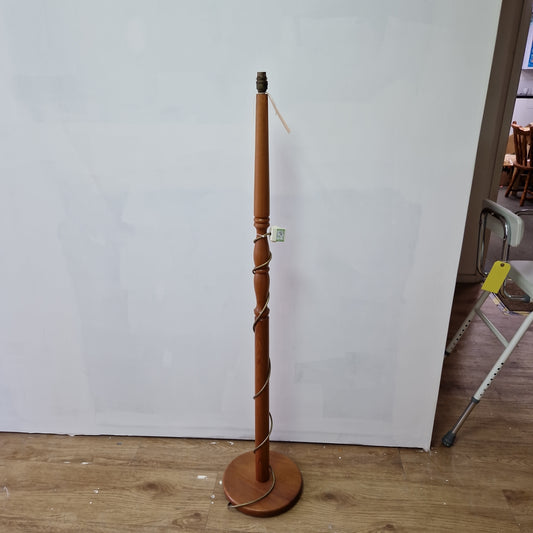 Wooden standard lamp 240509
