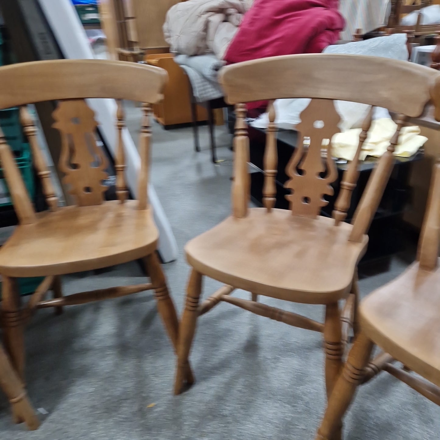 5 dining chairs solid wood (190911)