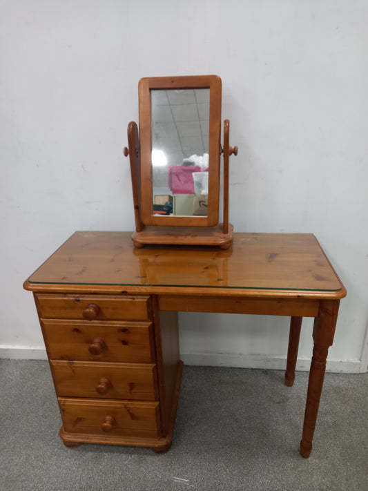 Dressing Table (271105)site B