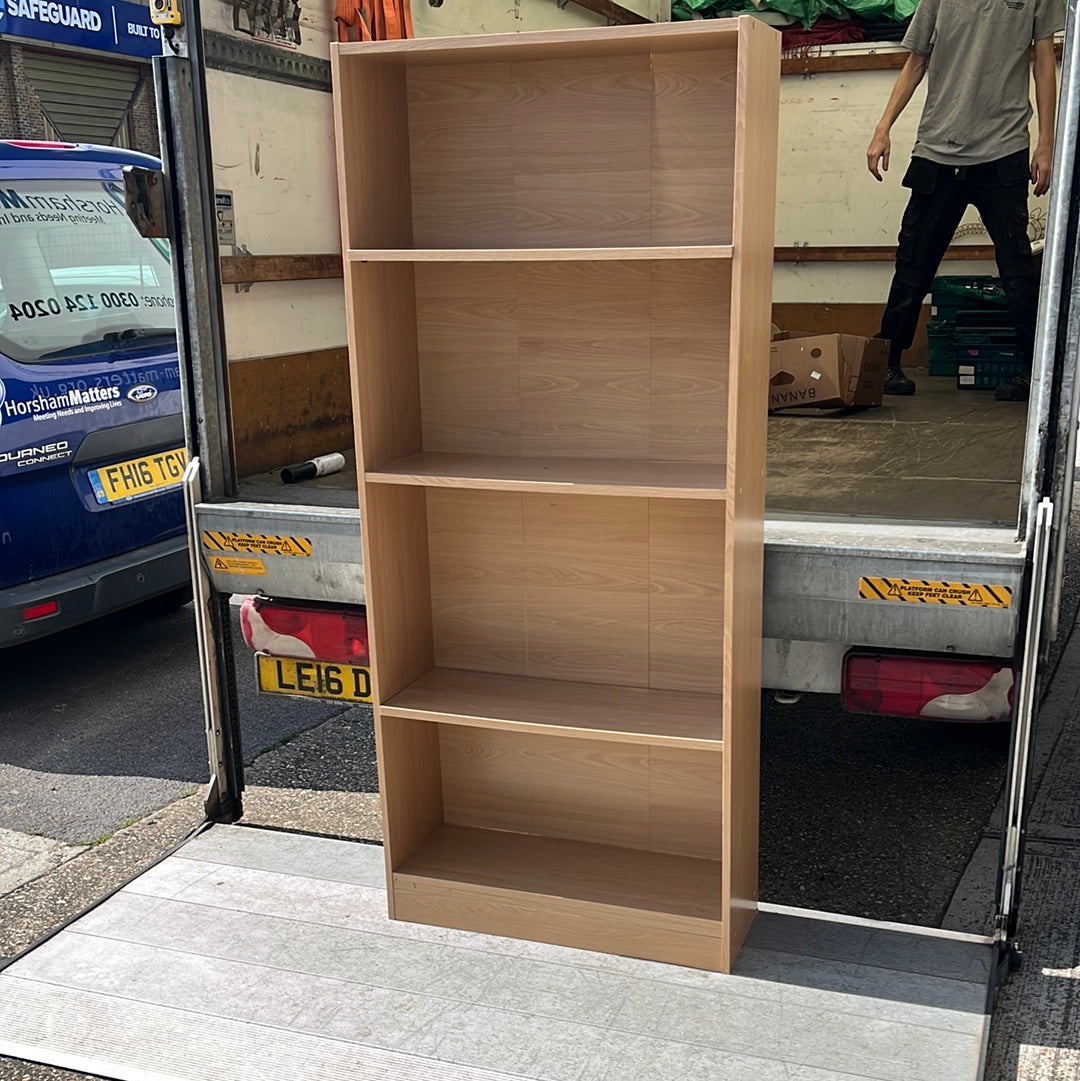Light wood bookcase (0220806)