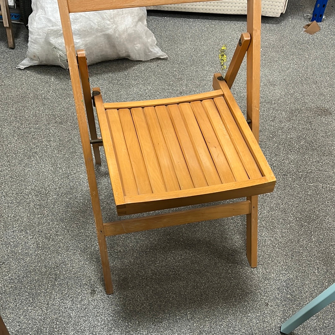 Folding Chair (070307)