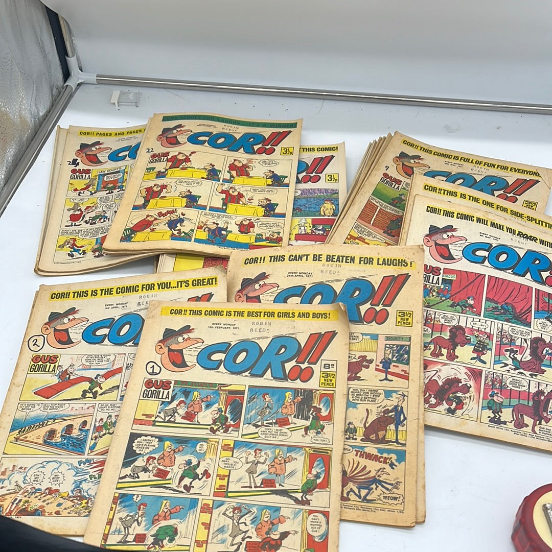32 editions of COR (Z)