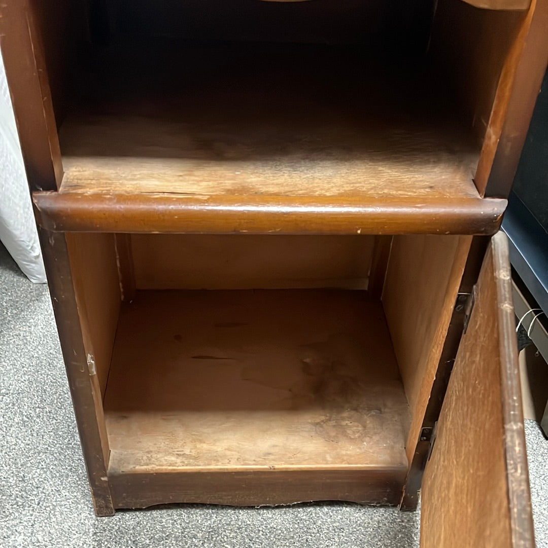 Small Cupboard (0290407)