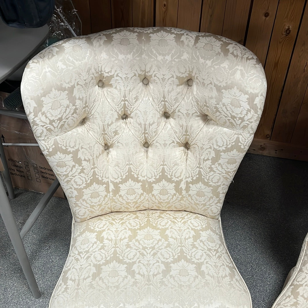2 x matching button backed chairs (0230404)