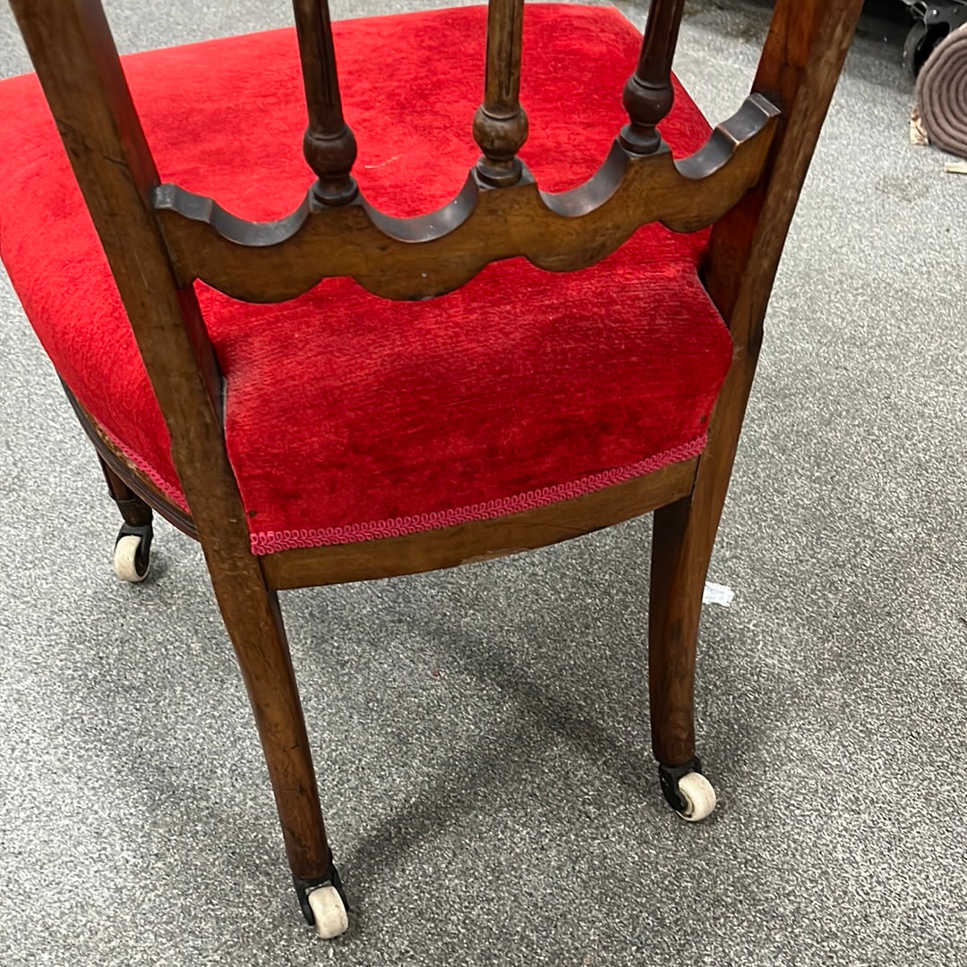 2 x antique chairs (0250104)