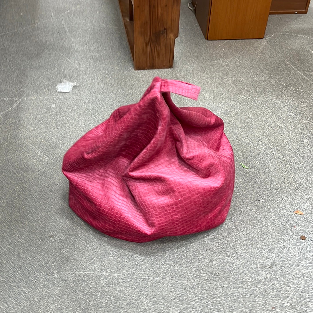 Small Pink Beanbag (0170106)