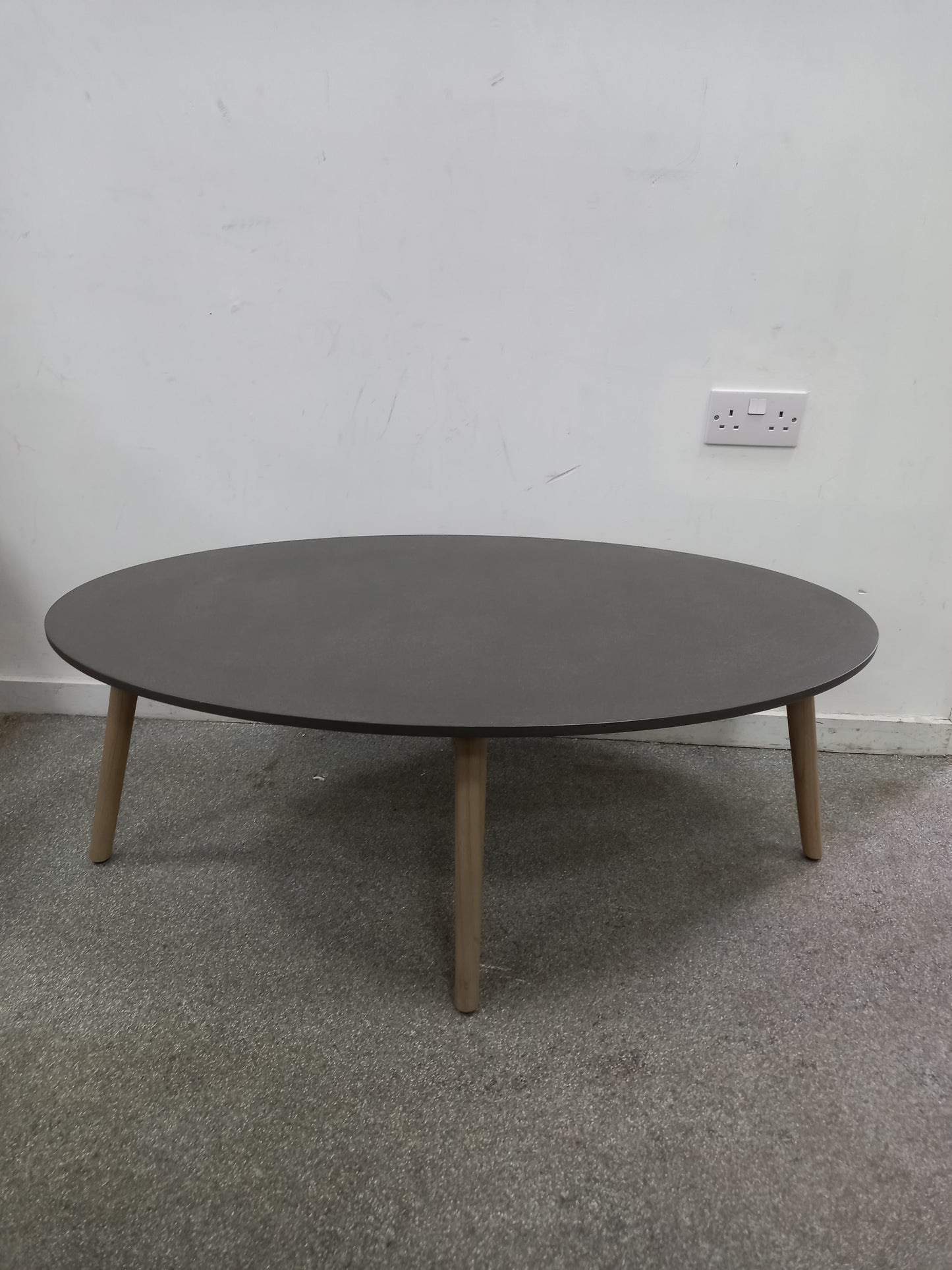 Coffee Table (210208)