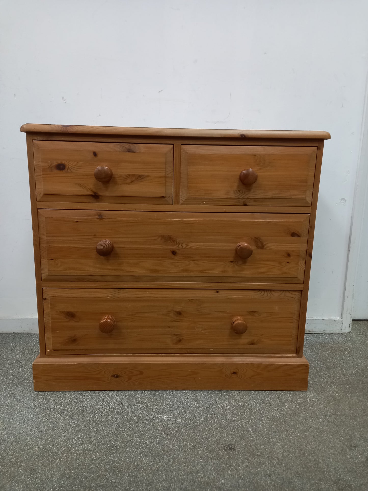 Chest Of Drawers (200209)