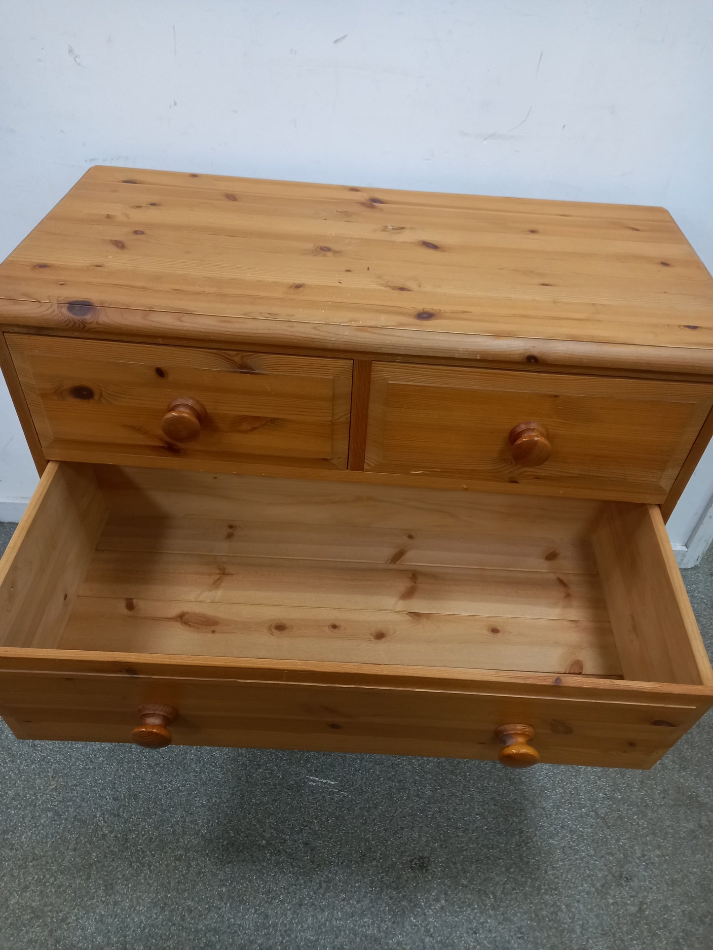 Chest Of Drawers (200209)